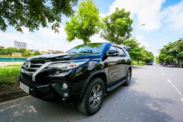 Cho thuê xe Foturner 2018