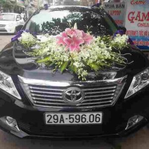 Thuê xe cưới Camry giá rẻ nhất